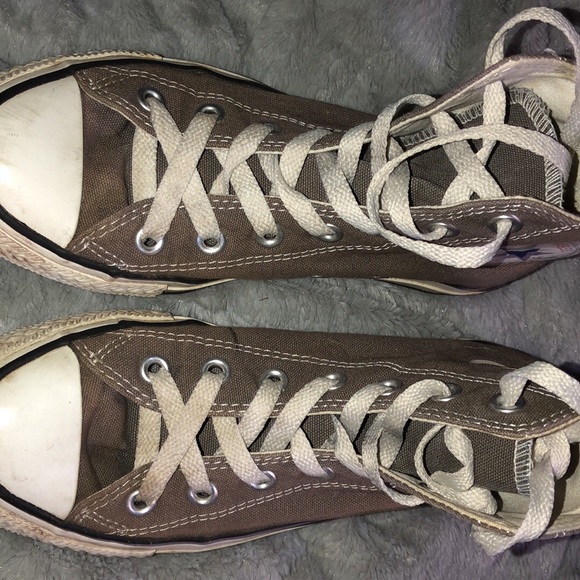 Converse - Picture 2 of 3